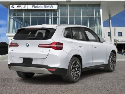 New 2026 BMW X3 xDrive30i w/ Premium Package AWD/4WD image 2