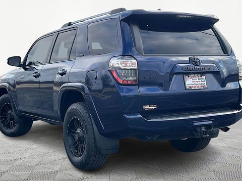 Used 2020 Toyota 4Runner SR5 Premium image 10