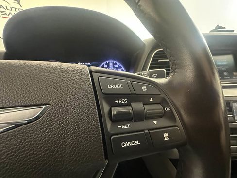 Used 2017 Genesis G80 3.8 w/ Option Group 02 image 32