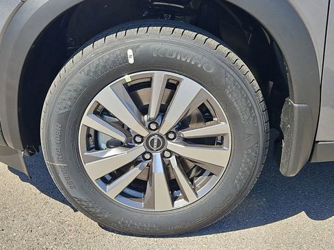 New 2026 Nissan Pathfinder SL FWD image 4