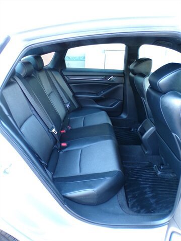 Used 2018 Honda Accord Sport image 22