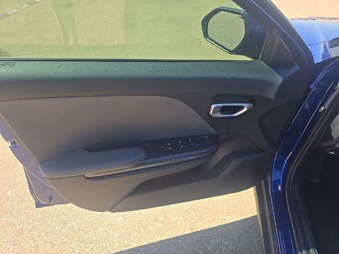 Used 2025 Kia K4 LXS image 12