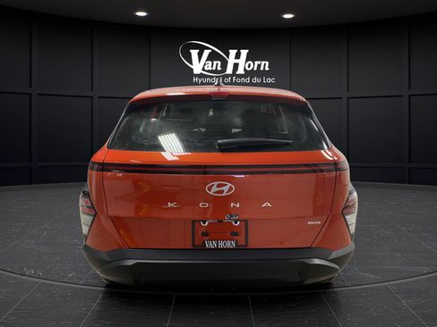 New 2026 Hyundai Kona SE AWD/4WD image 11