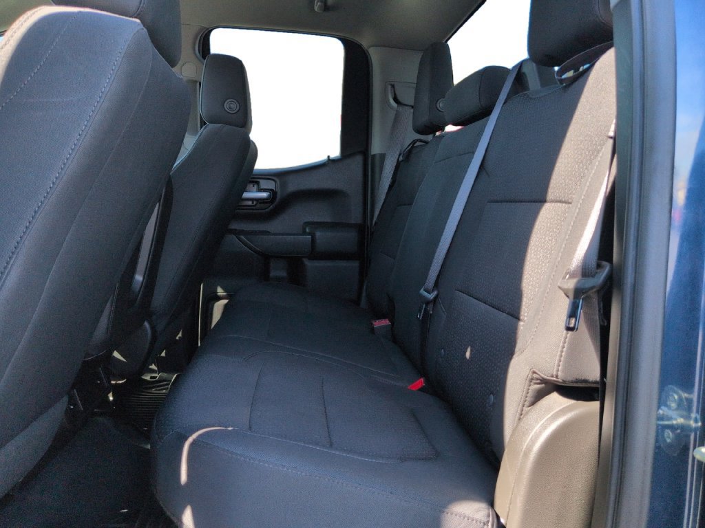 Used 2020 Chevrolet Silverado 1500 Custom Trail Boss w/ Custom Convenience Package AWD/4WD image 24