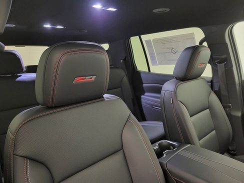 New 2026 Chevrolet Traverse Z71 w/ Driver Confidence Package image 40
