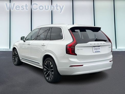 Certified 2025 Volvo XC90 B6 Plus AWD/4WD image 7