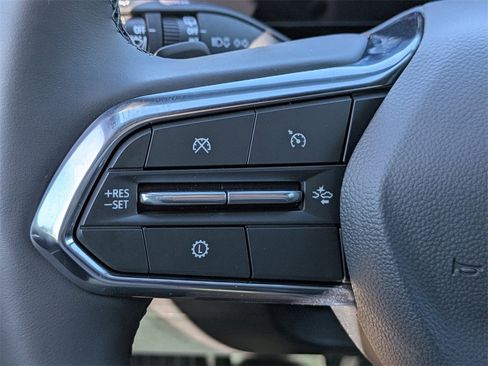 New 2026 Chevrolet Equinox LT image 24