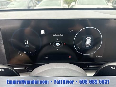 Used 2024 Hyundai Kona Limited AWD/4WD image 32