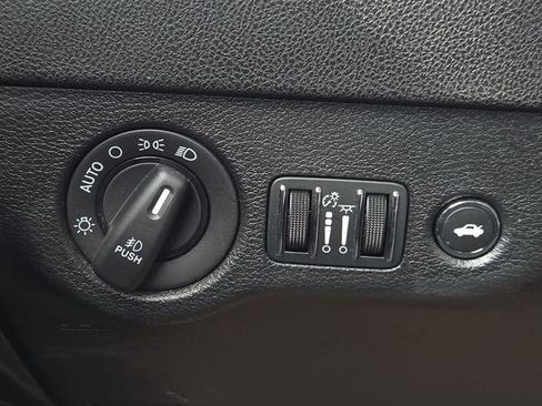 Used 2022 Dodge Charger R/T image 25