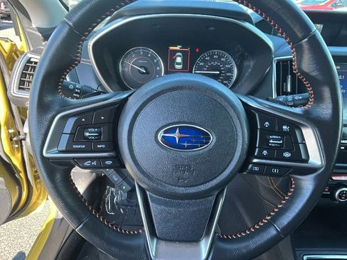 Certified 2022 Subaru Crosstrek 2.5i Limited w/ Moonroof Package 2 AWD/4WD image 19
