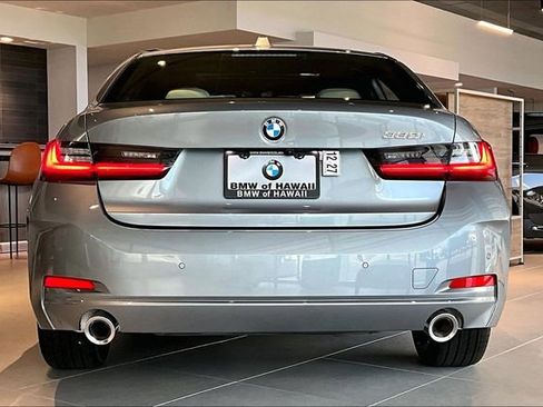 New 2026 BMW 330i Sedan w/ Premium Package RWD image 4