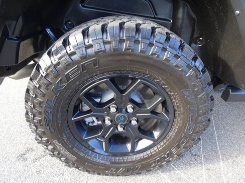 Used 2024 Jeep Wrangler Unlimited image 35