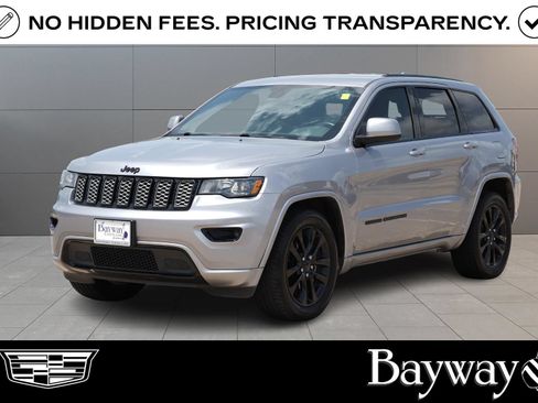 Used 2019 Jeep Grand Cherokee Altitude RWD image 1