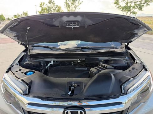 Used 2017 Honda Ridgeline RTL-T image 11