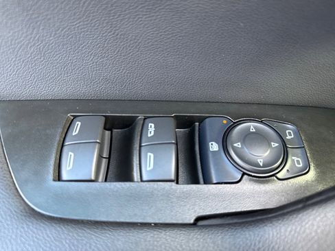 Used 2025 Chevrolet Blazer LT image 27