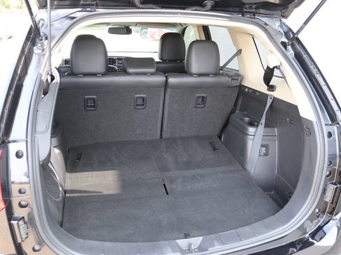 Used 2019 Mitsubishi Outlander GT AWD/4WD image 14