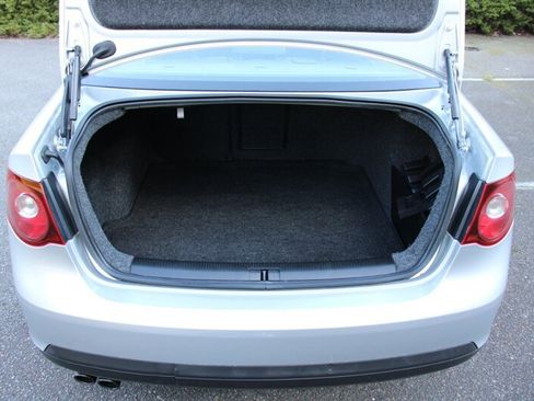 Used 2008 Volkswagen Jetta Wolfsburg Edition image 16