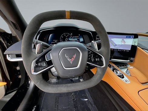 Used 2023 Chevrolet Corvette Stingray Preferred Cpe w/ Z51 Performance Package image 5