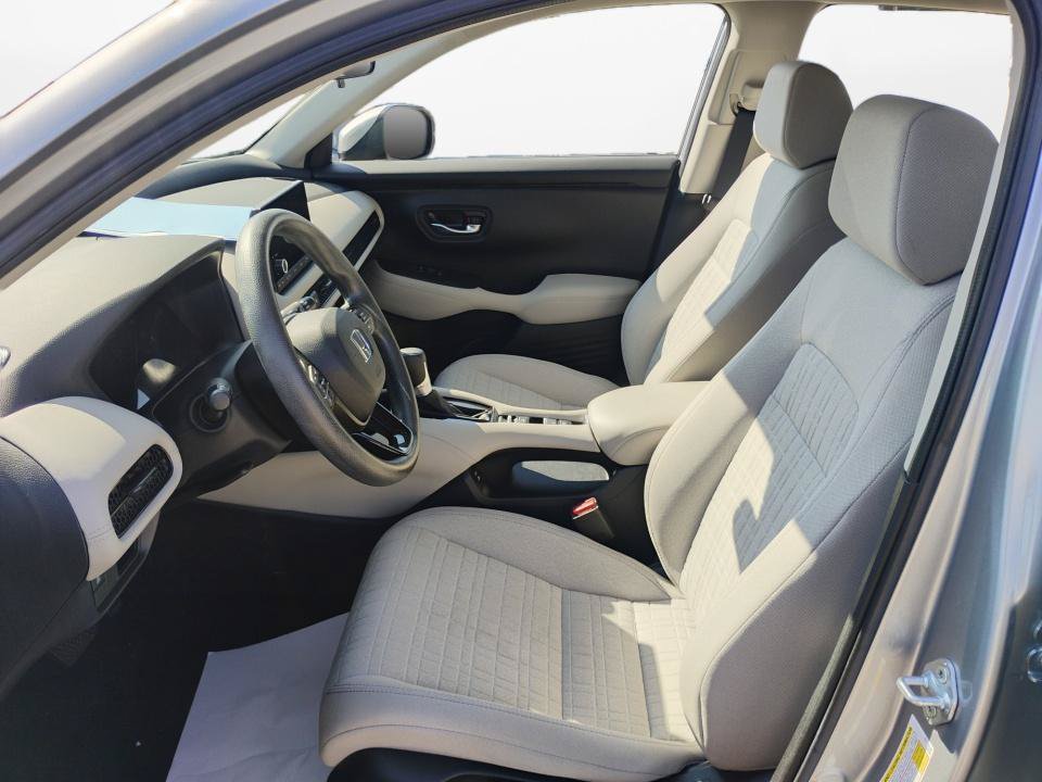 Used 2024 Honda HR-V LX image 9