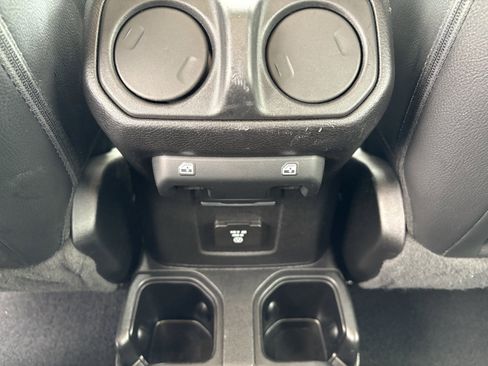Used 2021 Jeep Gladiator Overland AWD/4WD image 10