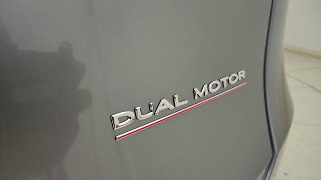 Used 2024 Tesla Model Y Performance AWD/4WD image 32