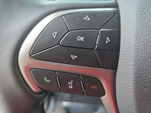 Used 2020 Jeep Grand Cherokee Limited X image 17