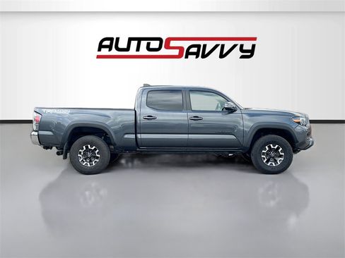 Used 2023 Toyota Tacoma TRD Off-Road w/ Black Out Package (TMS) image 8