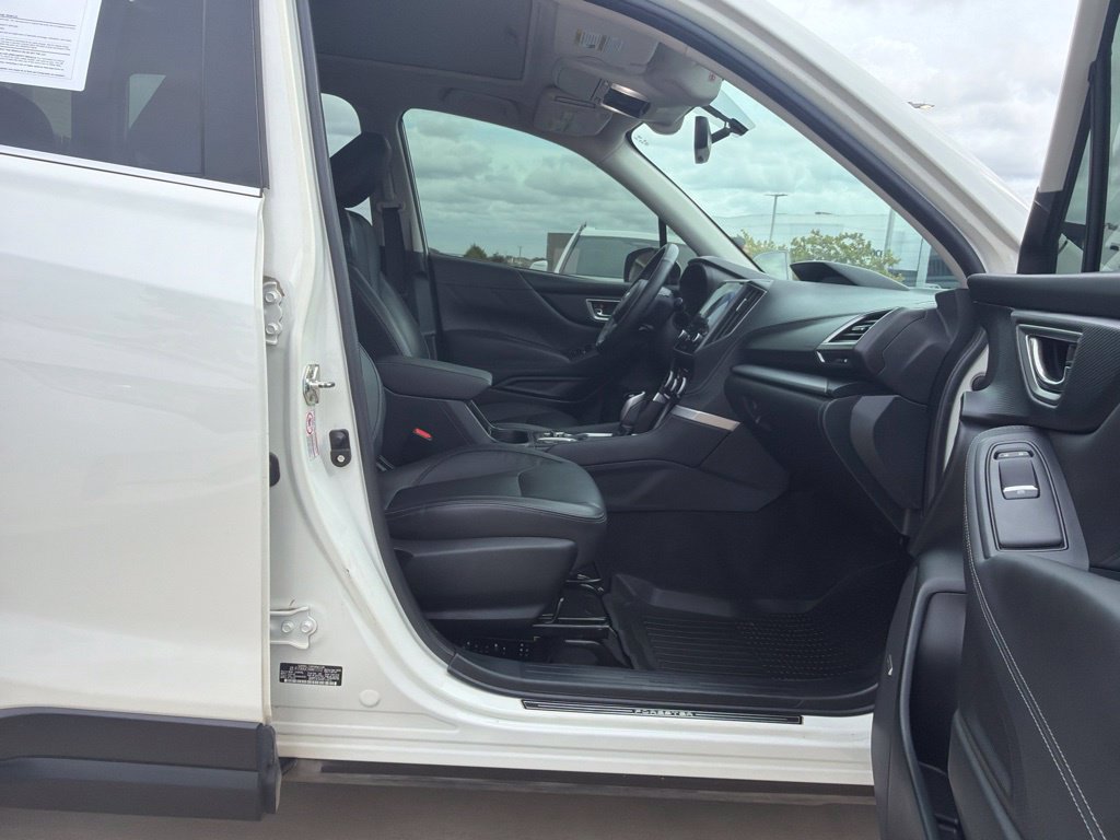 Used 2019 Subaru Forester Limited w/ Popular Package #3 AWD/4WD image 12