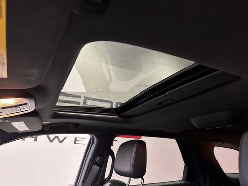 Used 2022 Dodge Durango GT image 13