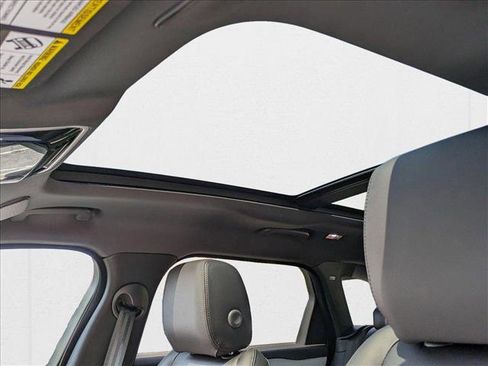 New 2026 Land Rover Range Rover Velar S image 15