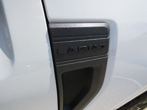 New 2026 Ford Maverick Lariat w/ Black Appearance Package AWD/4WD image 32