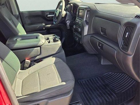 Certified 2022 Chevrolet Silverado 1500 Custom AWD/4WD image 19
