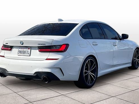 Used 2022 BMW 330i xDrive Sedan w/ M Sport Package image 15