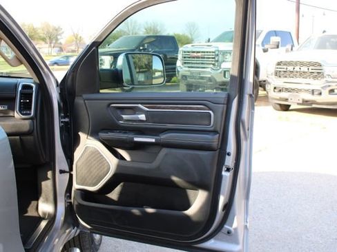 Used 2019 RAM 1500 Laramie AWD/4WD image 43
