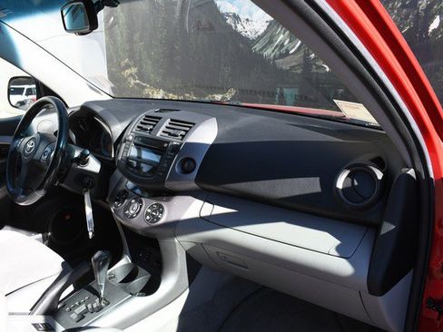 Used 2008 Toyota RAV4 Limited image 25