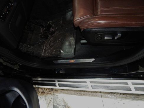 Used 2020 BMW X7 xDrive40i w/ Premium Package image 14