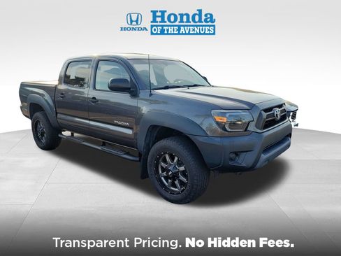 Used 2015 Toyota Tacoma PreRunner w/ Convenience Package RWD image 1