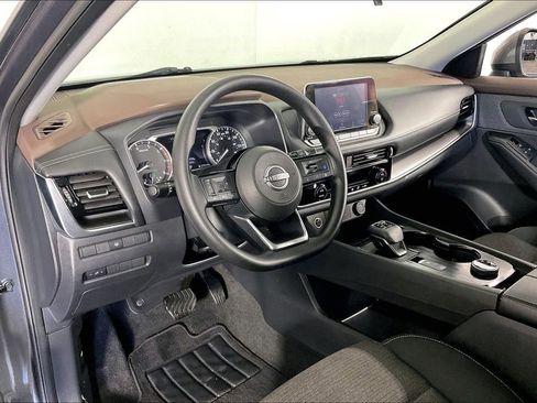 Used 2022 Nissan Rogue SV image 18