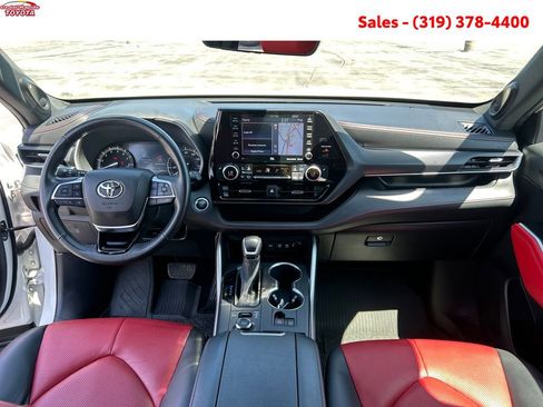 Certified 2021 Toyota Highlander XSE AWD/4WD image 14