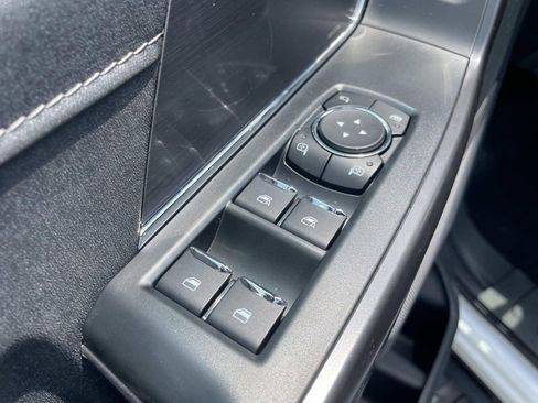 New 2025 Ford F150 Lariat w/ Equipment Group 501A Mid image 18