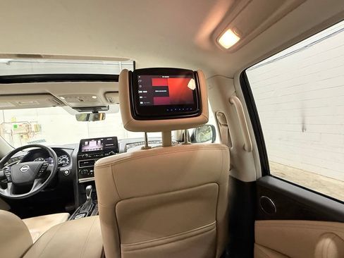 Used 2023 Nissan Armada SL RWD image 40