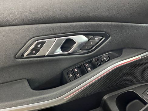 Used 2021 BMW 330i xDrive Sedan w/ Convenience Package image 24