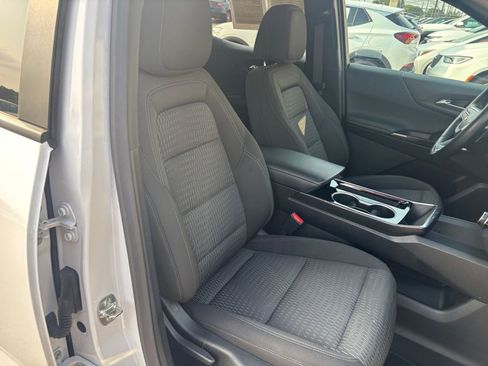 Used 2025 Chevrolet Equinox LT FWD image 37