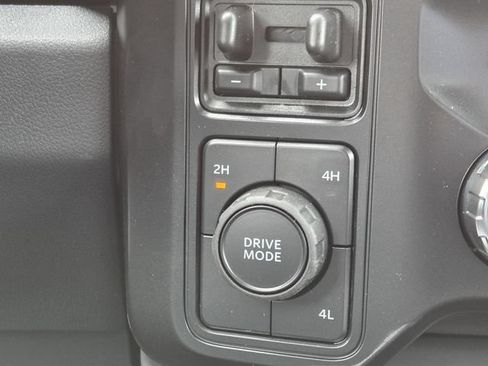 New 2026 Ford F350 XL AWD/4WD image 16