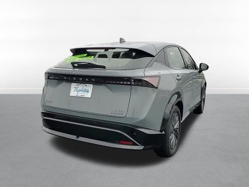 Used 2023 Nissan Ariya AWD image 6