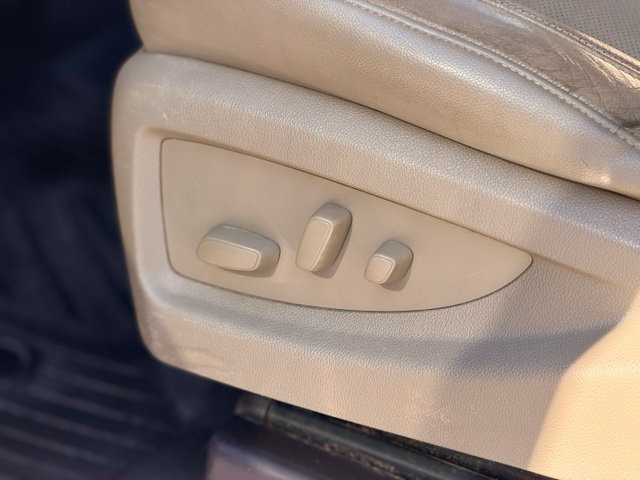 Used 2019 Chevrolet Silverado 2500 LTZ w/ Duramax Plus Package AWD/4WD image 8