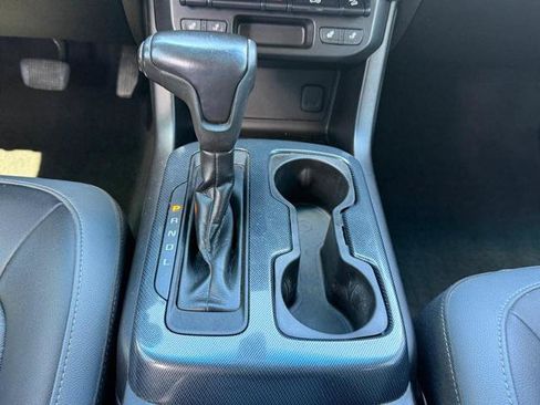 Used 2018 Chevrolet Colorado Z71 w/ Centennial Edition AWD/4WD image 16