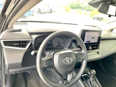 Used 2024 Toyota Corolla LE FWD image 14