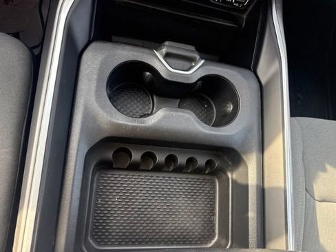 Used 2019 RAM 1500 Big Horn AWD/4WD image 30