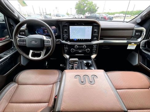 Used 2025 Ford F150 King Ranch w/ FX4 Off-Road Package image 7